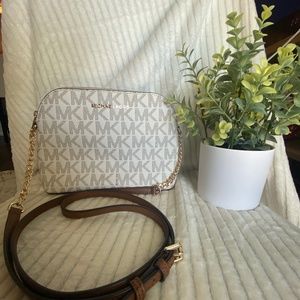 RARE Michael Kors Cindy crossbody
